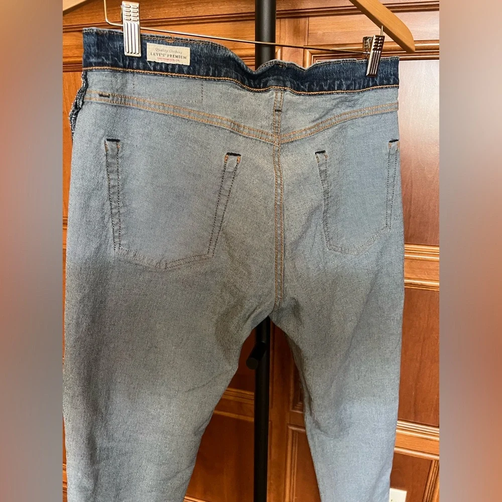 Levi’s Premium Men’s Jeans 511 Slim Medium Wash Blue Size 34
